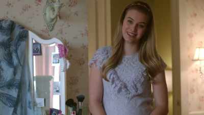 Gossiping, doing homework,
being a River Vixen. - Riverdale