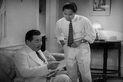 Got a clue Pop - Charlie Chan in Shanghai
