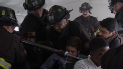 Got him. - Chicago Fire