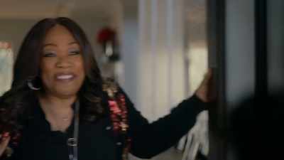 Got it.
[doorbell rings] - A Jenkins Family Christmas