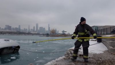- Got it.
- We're good. - Chicago Fire