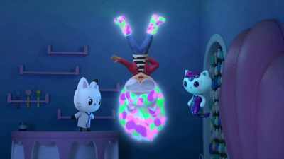 -Got to match my boots!
-I like your style, Gabby. - Gabby's Dollhouse