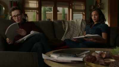 ♪ Got me so spiritual
layin' here vertical ♪♪ - Pretty Little Liars: The Perfectionists