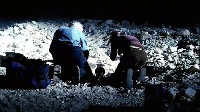       Got something here. - CSI: Crime Scene Investigation