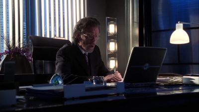 Got the background, too? - Smallville