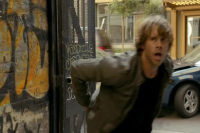 Got three agents inside,
we can't wait for backup. - NCIS: Los Angeles