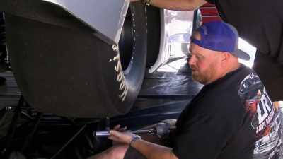 Gotta double-check
the transmission fluid, - Street Outlaws No Prep Kings Team Attack
