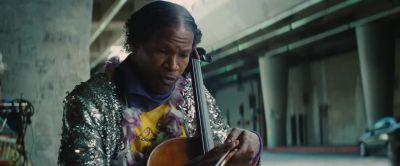 Gotta put rosin on your bow - The Soloist