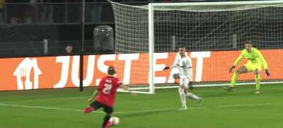 Gouiri's turned away
from his man - Football Must Go On