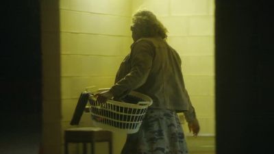 - Grab that other basket, El. - Firebite