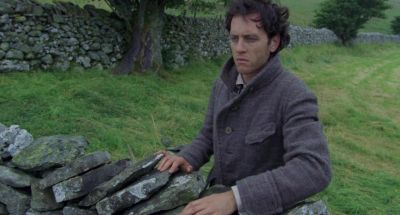Grab its ring Keep your bag up - Withnail &amp; I