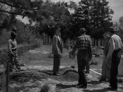 Grab those shovels, sons. - Intruder in the Dust