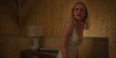 [Grace crying] - Bad Sisters