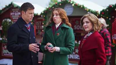 Grace? Do you need anything?
- No, I'm good. - Operation Mistletoe