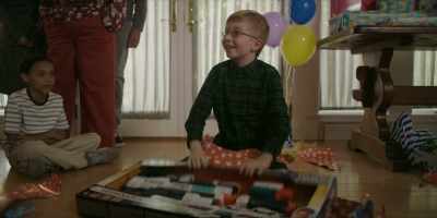 Gracias, Harper.
Gracias, Harper's mom. - Smile