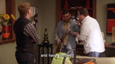 Gracias.
[Sobbing] - Modern Family