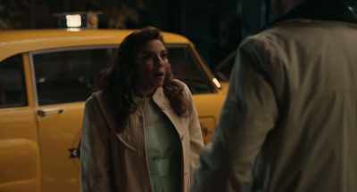 Gracias. Tú pareces... James Bond. - The Shrink Next Door