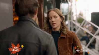 [GRADY]
Hey, it's Grady Connor. - Country at Heart