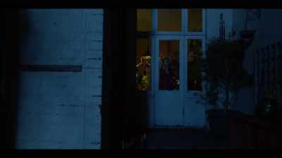 - Gran, it's me. Charlotte. - Granny Krampus