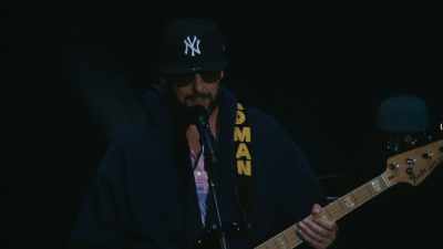 ♪ Grandma in yoga pants ♪ - Adam Sandler: Love You