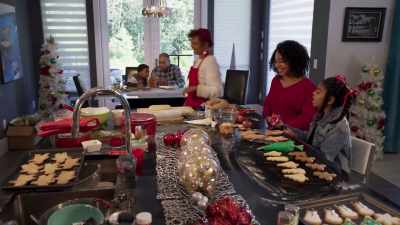 Grandma, what's your favorite
Christmas memory? - Merry Liddle Christmas