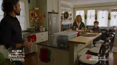 Grandma's going
to the community center later - Deliver by Christmas