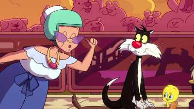 Granny's gonna do
some scootering. [laughs] - King Tweety