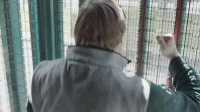 (GRATING RATTLES) - Rellik
