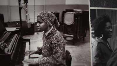 [Gray] Being a woman
and being Black - Women Who Rock