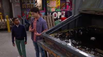 [grease bubbling] - That Girl Lay Lay