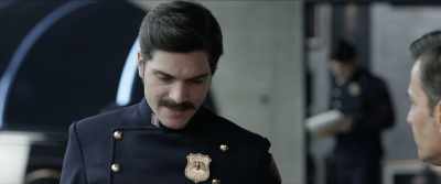 - Great.
- Elena's very complimentary, Sergeant... - Diabolik - Ginko Attacks