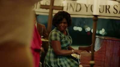 Great god almighty!
Praise the lord! - Robin Roberts Presents: Mahalia