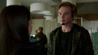 Great. Is there any chance
you could help me - Pretty Little Liars: The Perfectionists