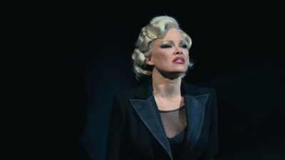 ♪ Great, isn't it? ♪ - Pamela, A Love Story