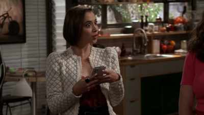 Great! Ooh, I know a place
with bottomless mimosas. - Call Your Mother