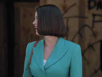 Great shades of Elvis - Lois & Clark: The New Adventures of Superman