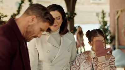 - Great! So, you guys
ready to throw? - Mom's Christmas Boyfriend
