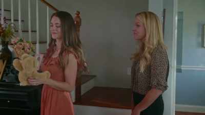 - Great.
- So what's first, food or art? - Stolen in Her Sleep