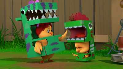 Great stomp, Boo! High-feathers! - The Chicken Squad