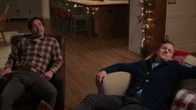 Great. Um, my buns have been
roasting by this open fire, - Christmas with the Campbells