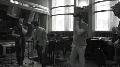-Great work, fellers.
-[children cheer] - Coldplay: A Head Full of Dreams