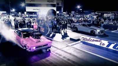 Green light drops.
It takes off good - Street Outlaws No Prep Kings Team Attack