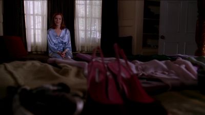 GREEN. - Desperate Housewives