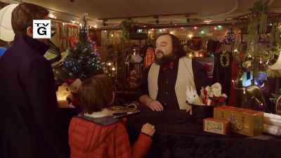Greetings, magicians, - The Christmas House