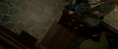 Greg! Greg, can we come in? -What's going on? -Greg! Greg, can we come in? Look away! Cover your eye - Bird Box