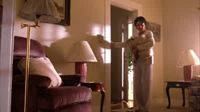 Greg, what's going on here? - Smallville