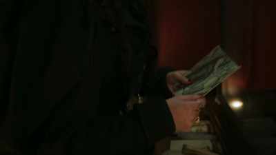 ♪ Gregor,
you are the sweetest boy ♪ - What We Do in the Shadows