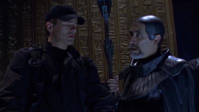 Grenades. - Stargate SG-1