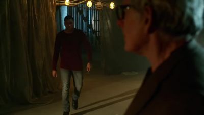 Grey, we need to talk. - DC's Legends of Tomorrow