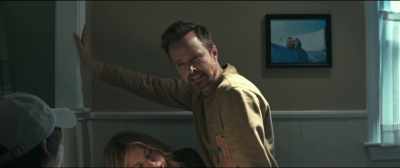 -Grind King, you can sit down. We get the point.
-Show Mallory what you got working with... - American Woman